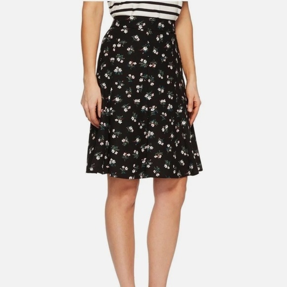 Kate Spade Flora Crepe Skirt Size 8 - Picture 10 of 10